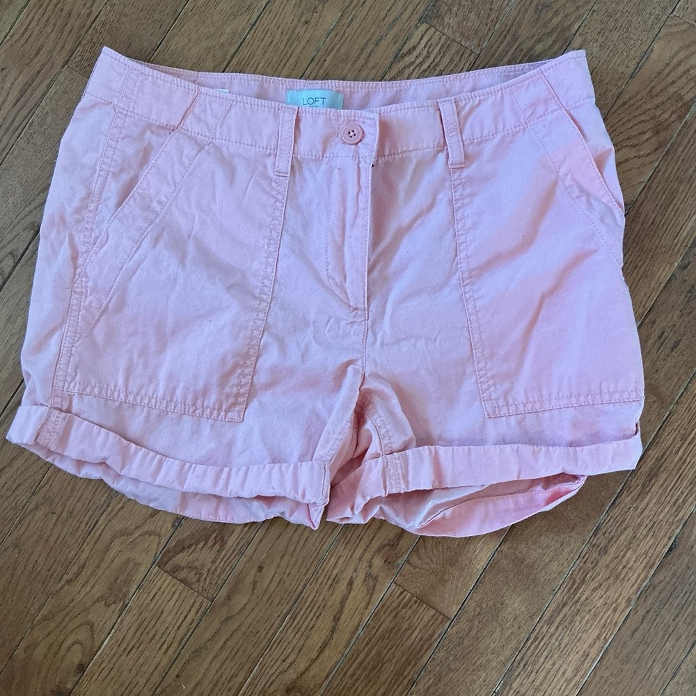 Ann Taylor Loft Original Women's Shorts Size 6 Orange/ Coral Color